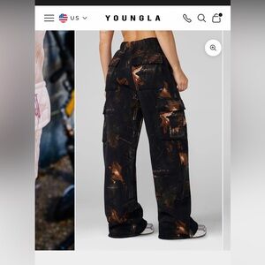 Young La cargo sweats